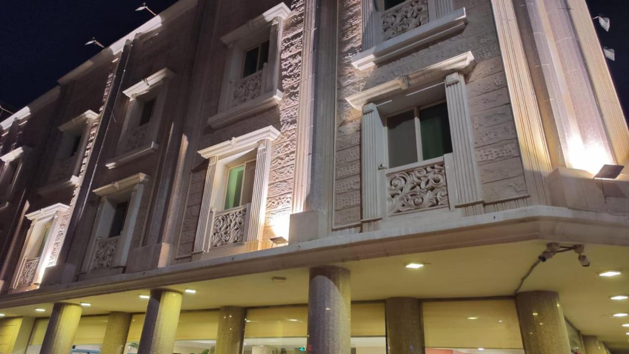 Plaza Home Khobar Buitenkant foto