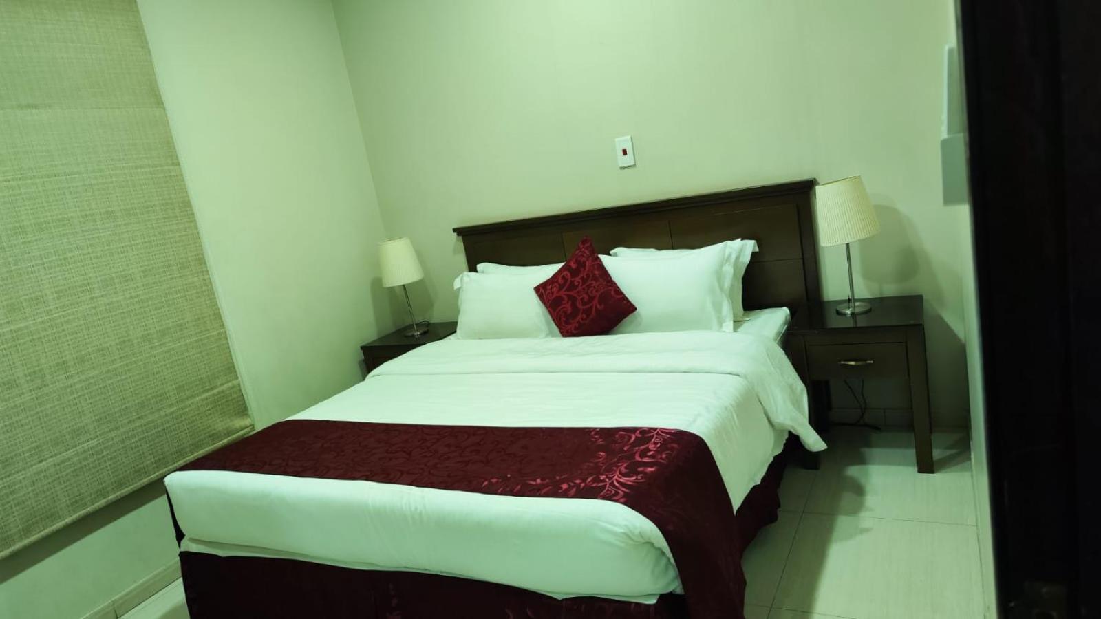Plaza Home Khobar Buitenkant foto